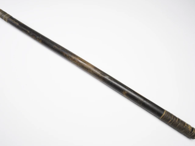 A-14550, 620–670 CE (Common Era=AD). Length: 68.5 cm, diameter: 2.8 cm.