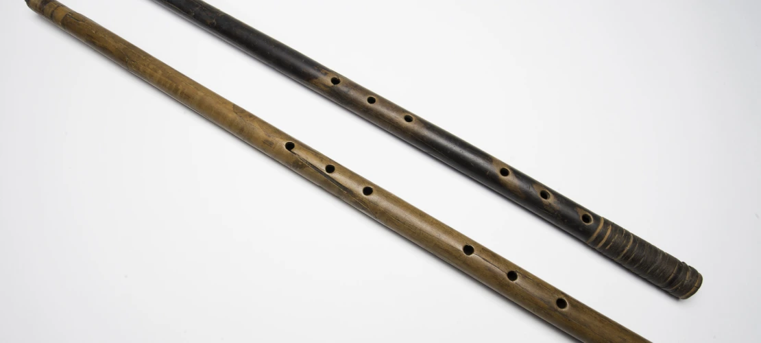 A-14550 and 51, 620–670 CE (Common Era=AD). Length: 68.5 cm, diameter: 2.8 cm.